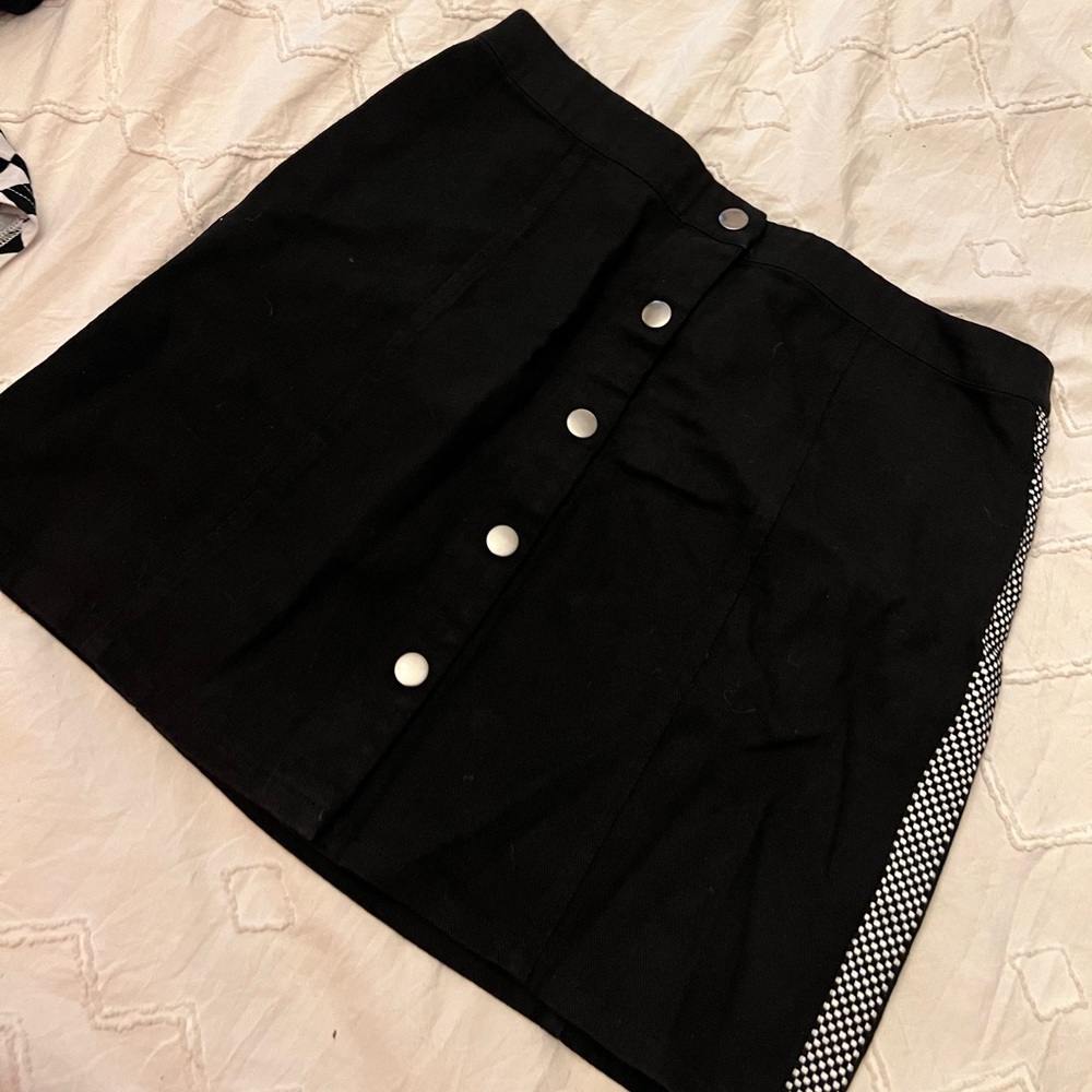 Black denim skirt with checkered sides from forever 21 - Picture 1 of 2